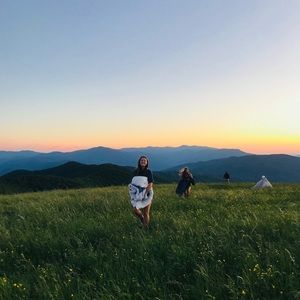 Meet your Posher, Elly